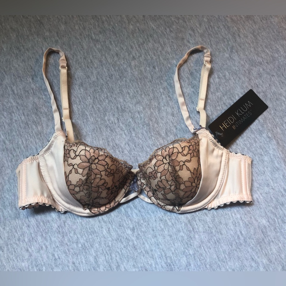 NWT! Heidi Klum Intimates Lace Trim Push-Up Bra Size: 32A